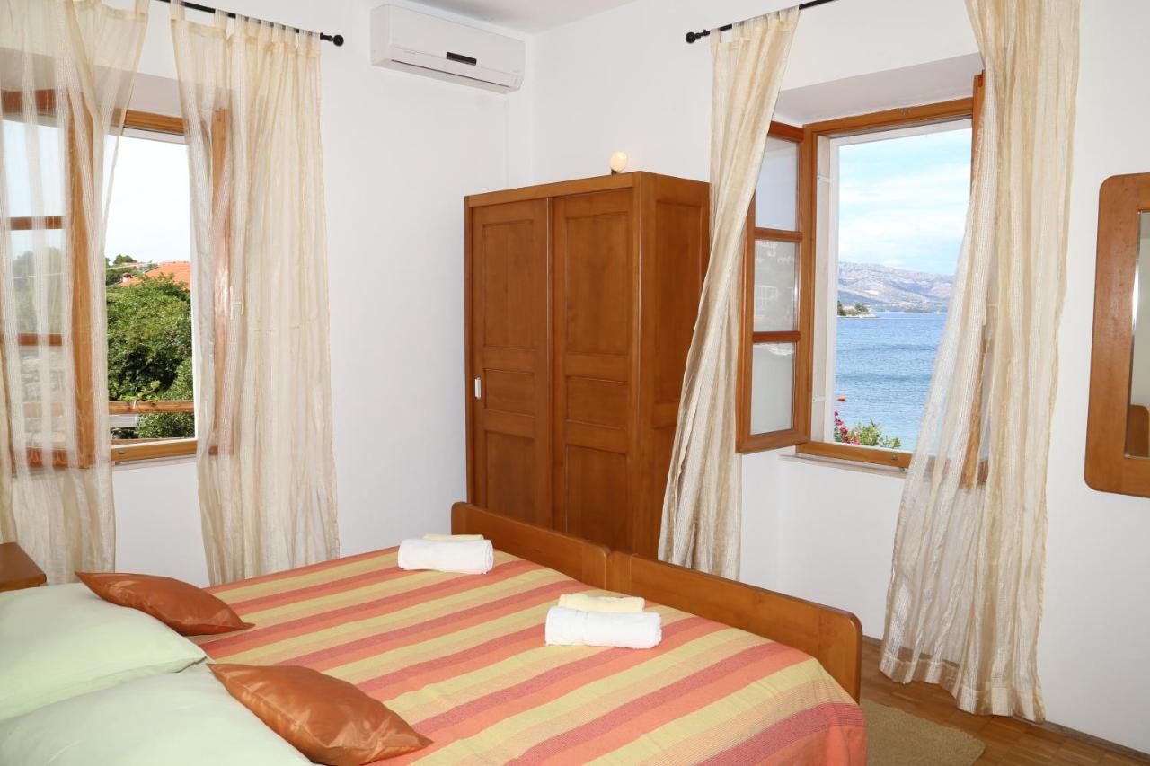 Coosy Rooms Katarina Lumbarda Esterno foto