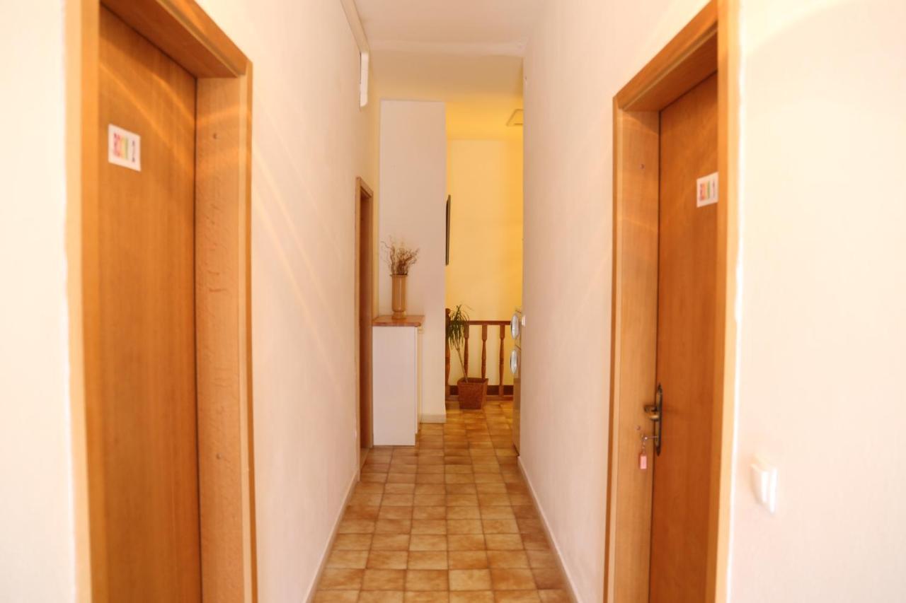 Coosy Rooms Katarina Lumbarda Esterno foto